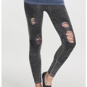 Nikibiki Vintage Modal Destroyed Leggings